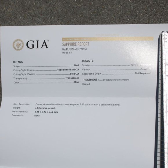 GIA Blue Sapphire 2.10ct Solid 22K Gold Ring - Picture 10 of 10